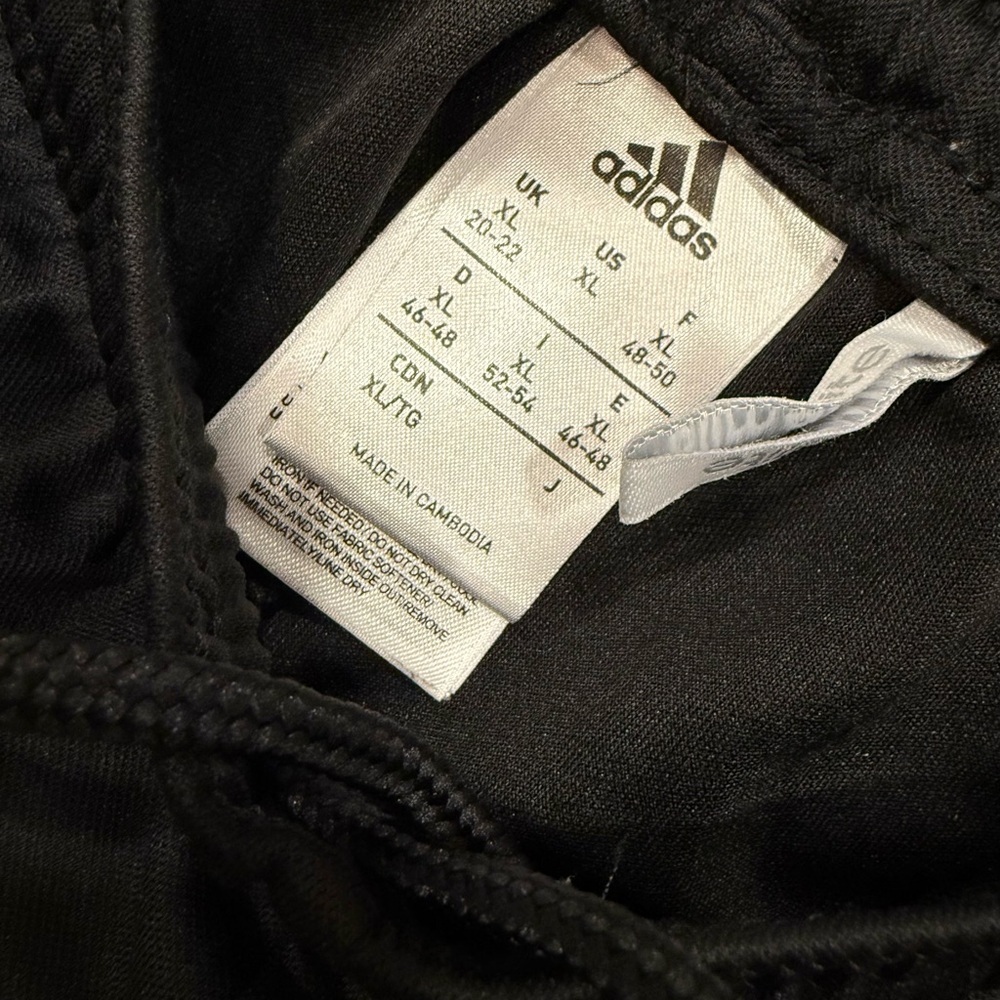 Adidas Black Sports Shorts Size- XL - Picture 3 of 5